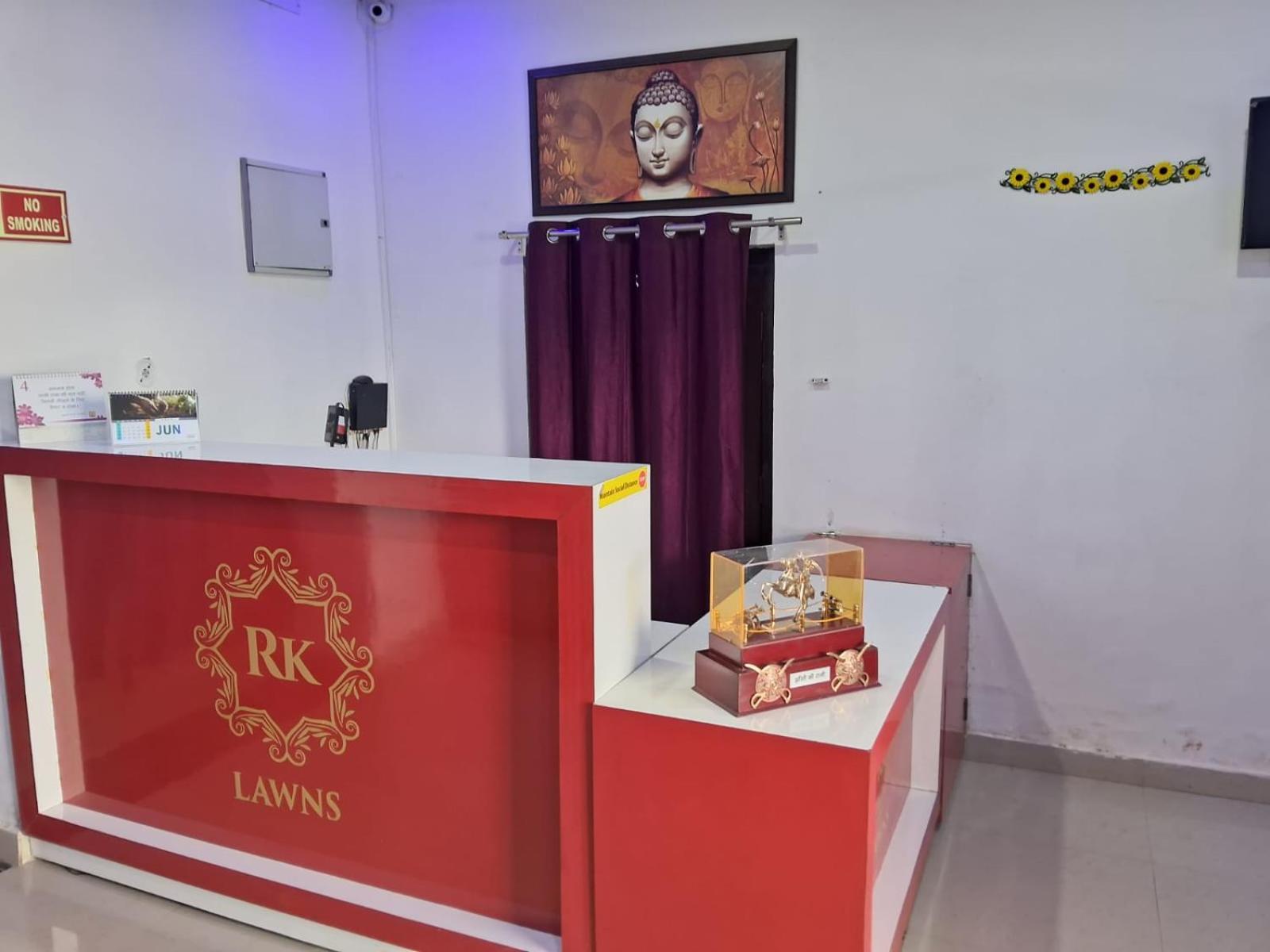 Gonda Rk Lawns酒店 外观 照片